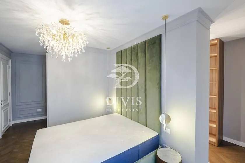 Prodaja, trosoban stan, 115m², Vračar Sve Podlokacije, Beograd