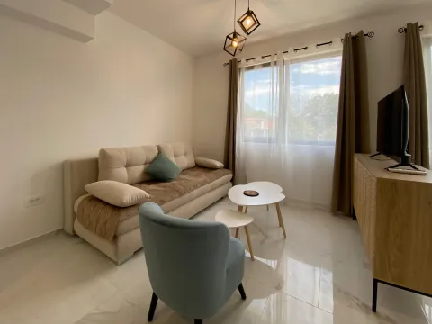 Rent, apartment, 29m², Radanovići, Kotor