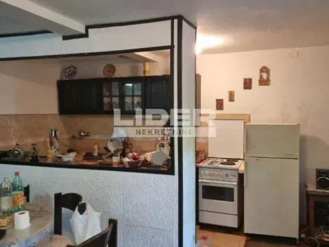 Sale, house, 260m², Srebrno jezero, Veliko Gradište - image 2