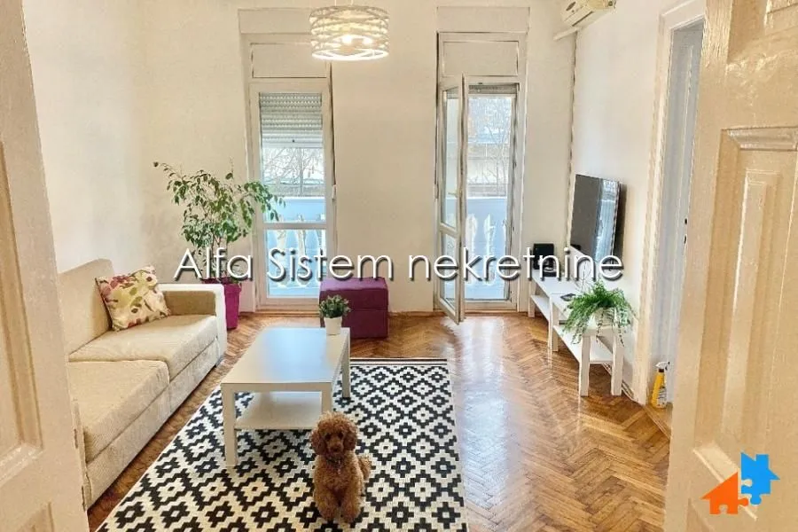 Rent, two bedroom apartment, 50m², Stari Grad, Beograd