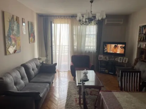 Prodaja, dvosoban stan, 74m², Lepa Kata, Podgorica