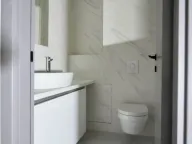 Izdavanje, poslovni prostor, 180m², Podgorica, Crna Gora - image 2