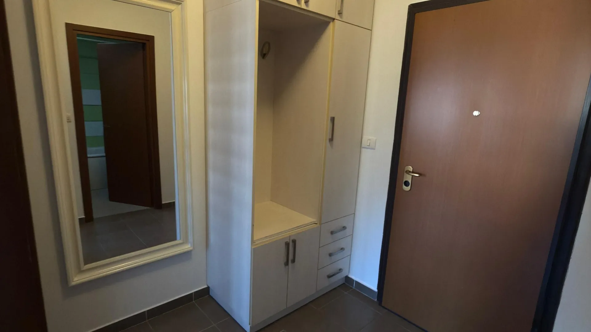 Rent, one bedroom apartment, 51m², City Kvart, Podgorica