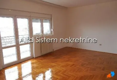 Izdavanje, poslovni prostor, 90m², Čukarica, Beograd - image 1