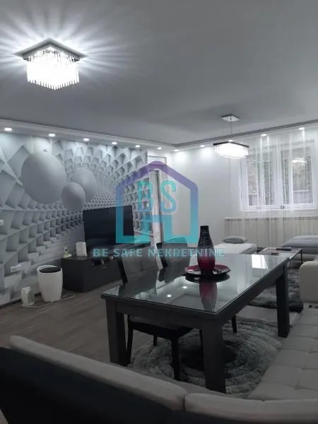 Prodaja, kuća, 154m², Sajlovo, Novi Sad Sve Podlokacije