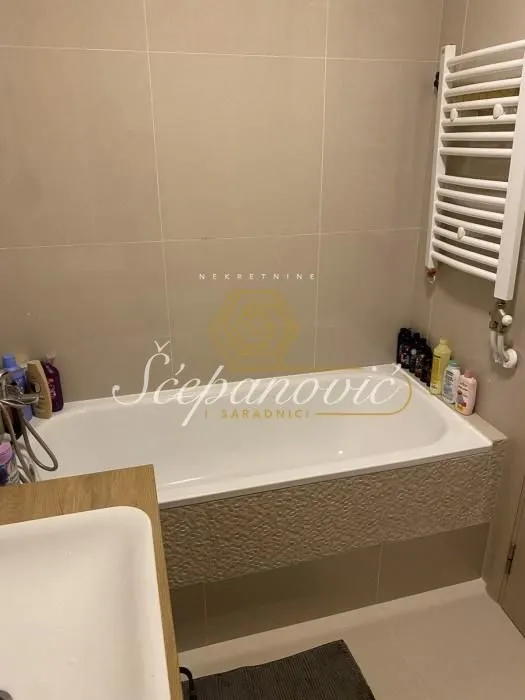 Prodaja, dvosoban stan, 55m², Bulevar patrijarha Pavla, Novi Sad Sve Podlokacije
