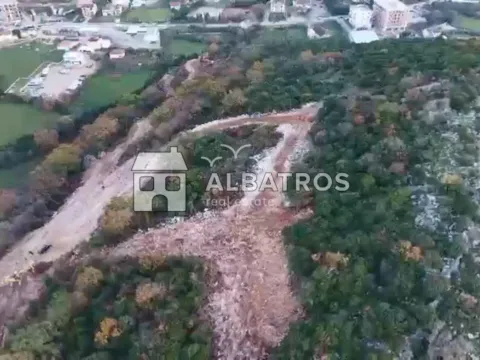 Zemljište in Zaljevo