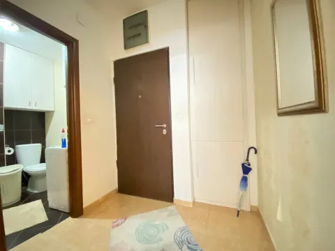 Izdavanje, jednosoban stan, 52m², City Kvart, Podgorica - image 7