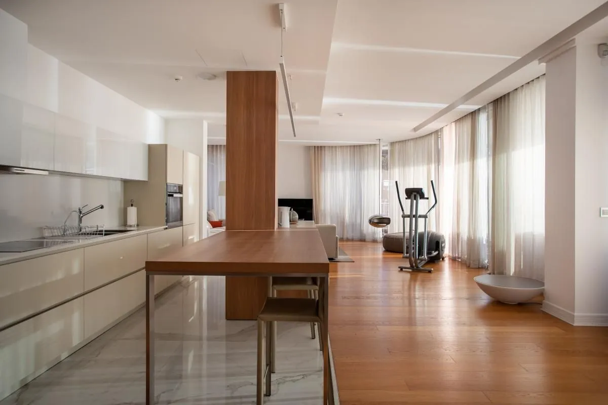 Rent, two bedroom apartment, 508m², Centar, Budva