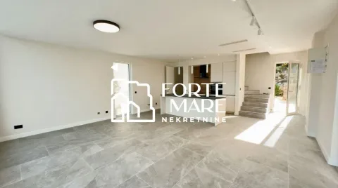 Prodaja, dvosoban stan, 119m², Krašići, Tivat - image 9