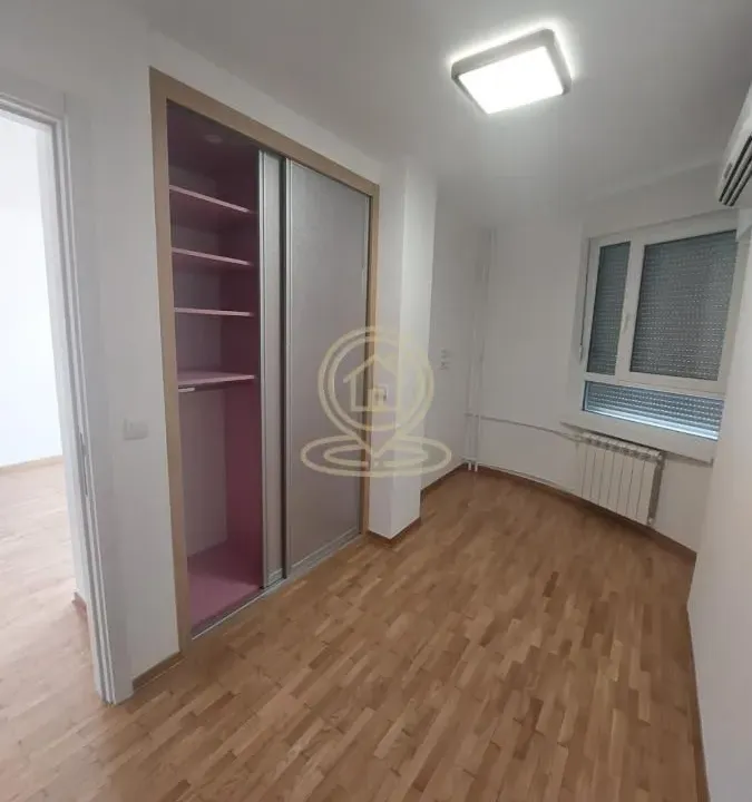 Rent, three bedroom apartment, 58m², Bulbulder, Zvezdara Sve Podlokacije