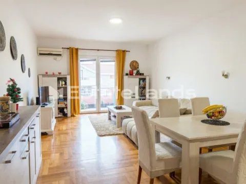 Izdavanje, jednosoban stan, 84m², Bonići, Tivat - image 6