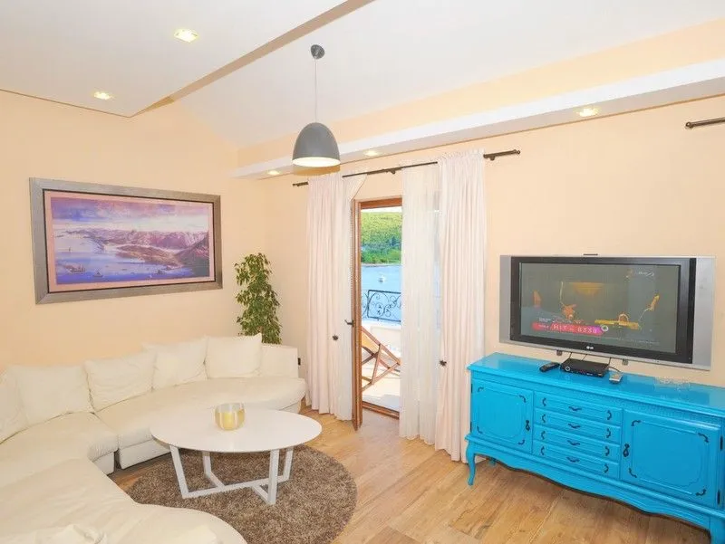 Prodaja, kuća, 300m², Bigova, Kotor