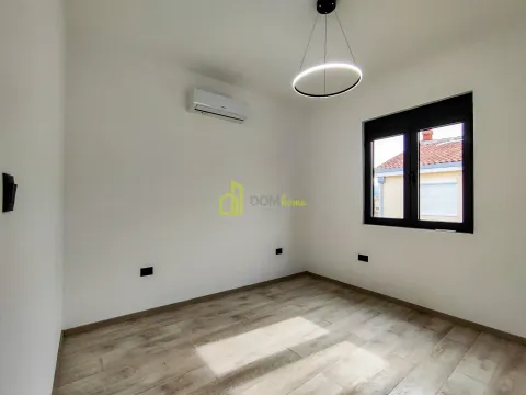 Izdavanje, kuća, 150m², Donja Gorica, Podgorica - image 16