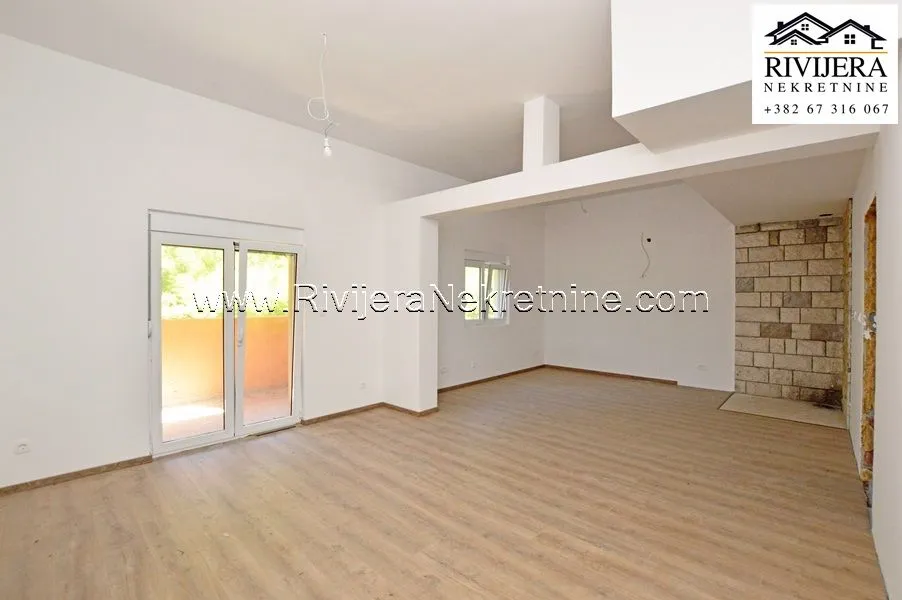 Prodaja, kuća, 267m², Sutorina, Herceg Novi