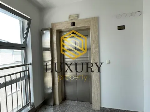 Rent, studio apartment, 25m², Stari Aerodrom, Podgorica - image 2