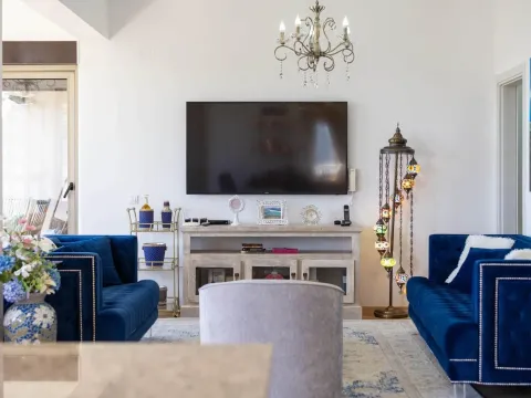 Prodaja, trosoban stan, 120m², Tivat, Crna Gora - image 8