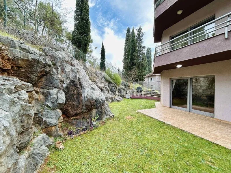 Rent, three bedroom apartment, 137m², Gorica C, Podgorica