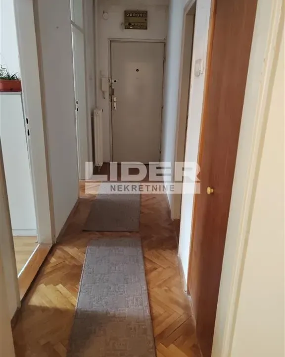 Prodaja, jednosoban stan, 49m², Voždovac Sve Podlokacije, Beograd