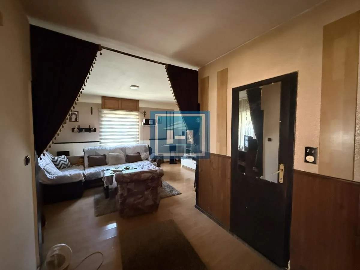 Prodaja, kuća, 160m², Kupusara, Jagodina