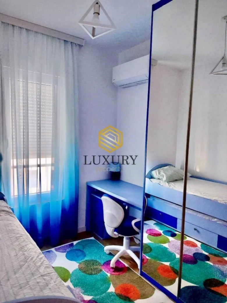 Izdavanje, dvosoban stan, 63m², Cvijetin Brijeg, Podgorica