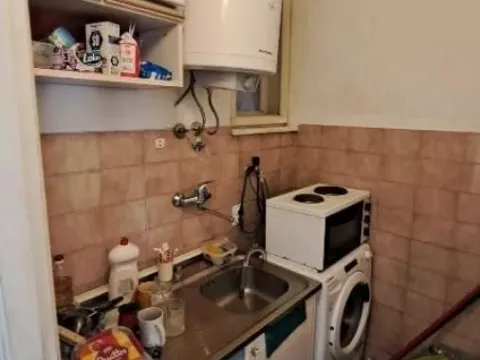 Rent, two bedroom apartment, 30m², Stari Grad, Beograd - image 3