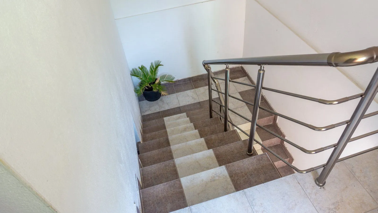 Prodaja, kuća, 700m², Lastva Grbaljska, Kotor
