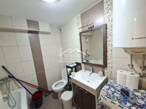 Prodaja, četvorosoban stan, 70m², Centar, Smederevo - image 9