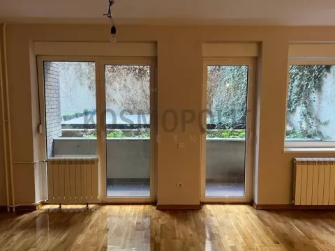 Sale, three bedroom apartment, 74m², Vračar Hram, Vračar Sve Podlokacije - image 14