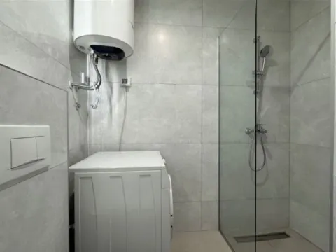 Izdavanje, stan, 46m², Stari Aerodrom, Podgorica - image 6