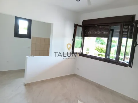 Izdavanje, poslovni prostor, 90m², Masline, Podgorica - image 3