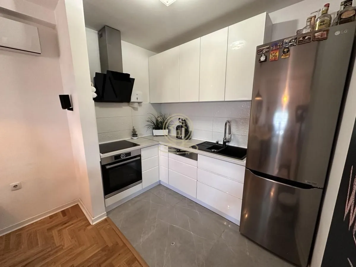Prodaja, četvorosoban stan, 94m², Telep, Novi Sad Sve Podlokacije