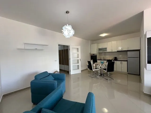 Prodaja, jednosoban stan, 59m², Šušanj, Bar