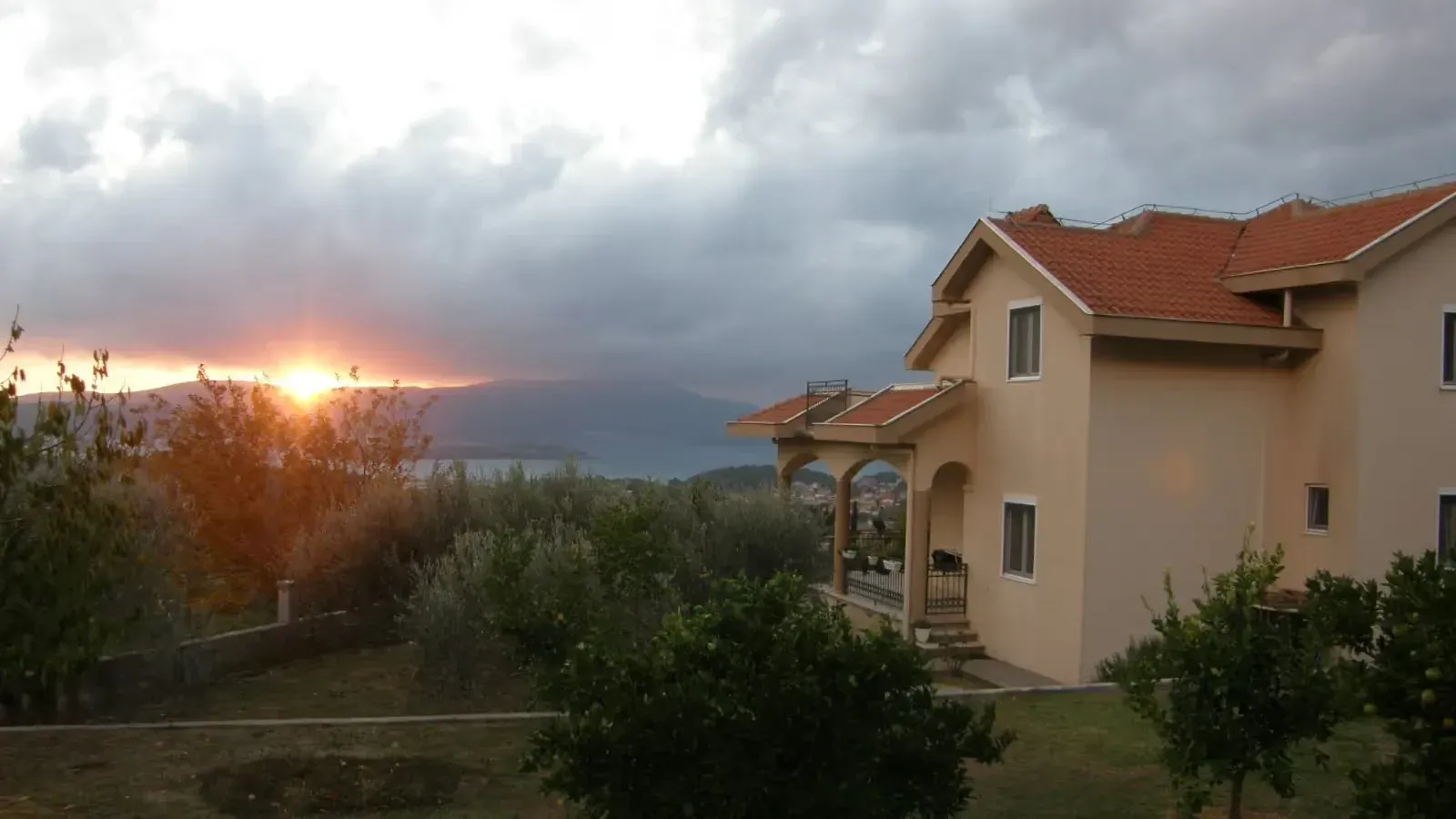 Sale, house, 295m², Kotor, Crna Gora
