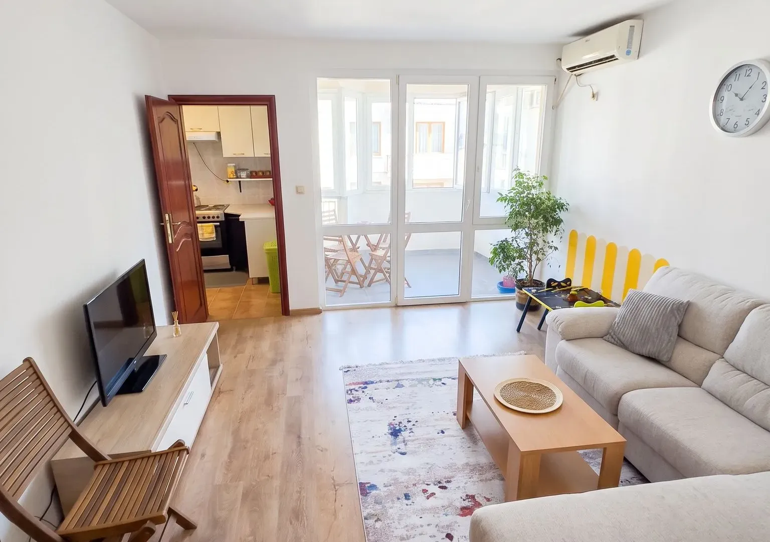 Prodaja, jednosoban stan, 57m², Ilino, Bar