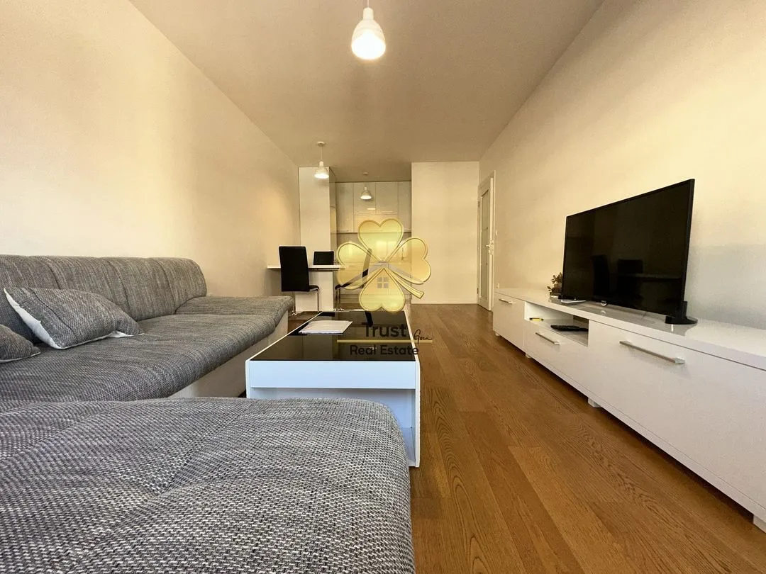 Rent, two bedroom apartment, 75m², Central Point, Podgorica