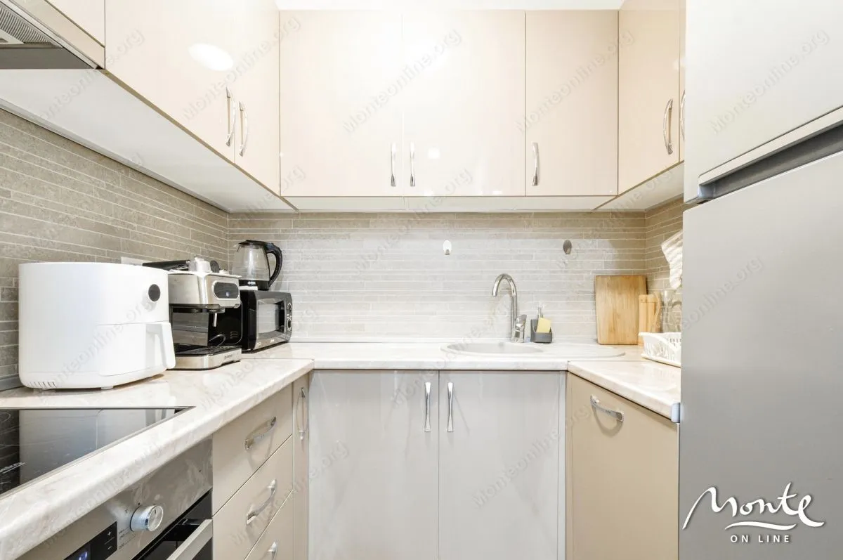 Prodaja, jednosoban stan, 54m², Tivat, Crna Gora