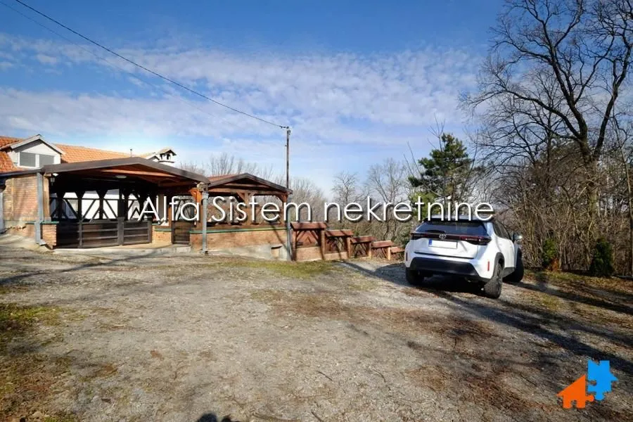 Rent, house, 300m², Zvezdarska Šuma, Zvezdara Sve Podlokacije