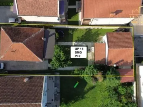 Prodaja, kuća, 196m², Tološi, Podgorica