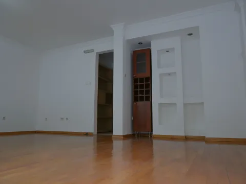 Prodaja, poslovni prostor, 48m², Preko Morače, Podgorica - image 9