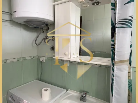 Rent, one bedroom apartment, 40m², Dumidran, Tivat - image 10