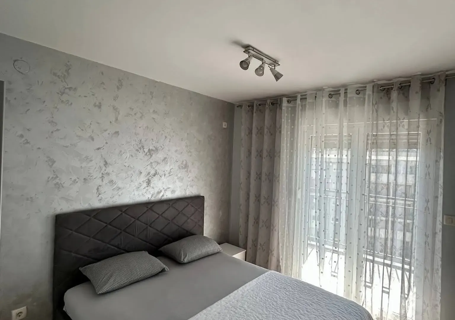 Rent, one bedroom apartment, 45m², City Kej, Podgorica