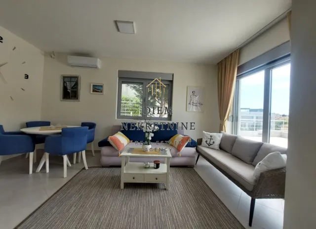 Izdavanje, jednosoban stan, 46m², Pod Kuk, Tivat