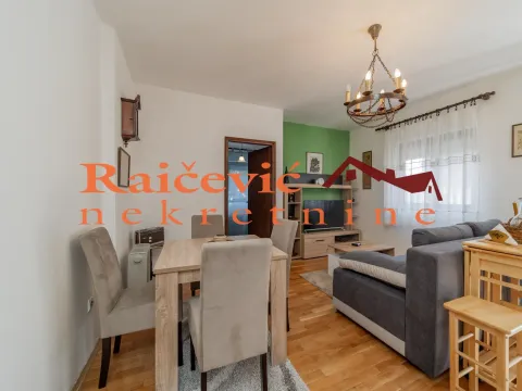 Izdavanje, jednosoban stan, 41m², Voždovac Sve Podlokacije, Beograd