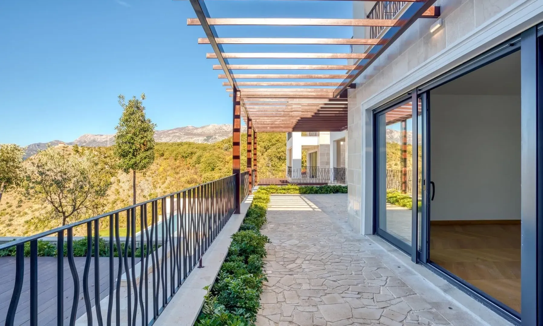 Sale, three bedroom apartment, 92m², Tudorovići, Budva