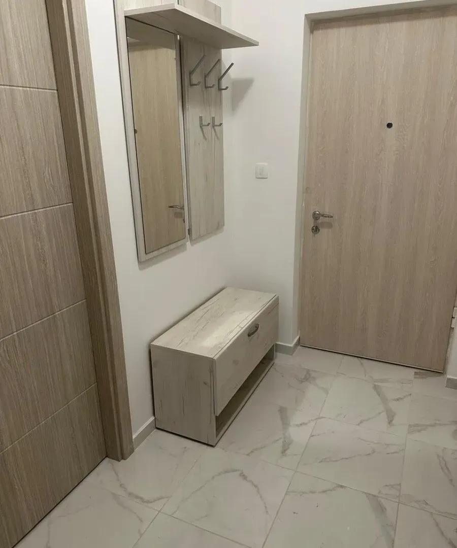 Rent, one bedroom apartment, 44m², Pobrežje, Podgorica
