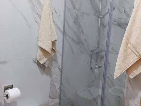 Izdavanje, jednosoban stan, 50m², Tuški Put, Podgorica - image 2