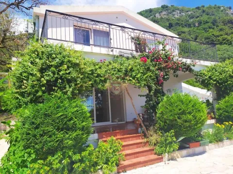 Prodaja, kuća, 181m², Budva, Crna Gora