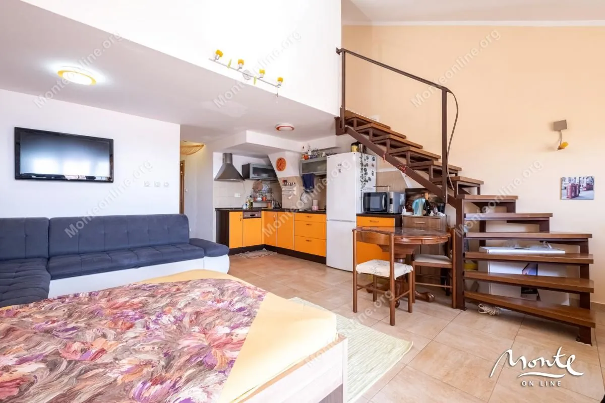 Prodaja, dvosoban stan, 72m², Kamenari, Herceg Novi