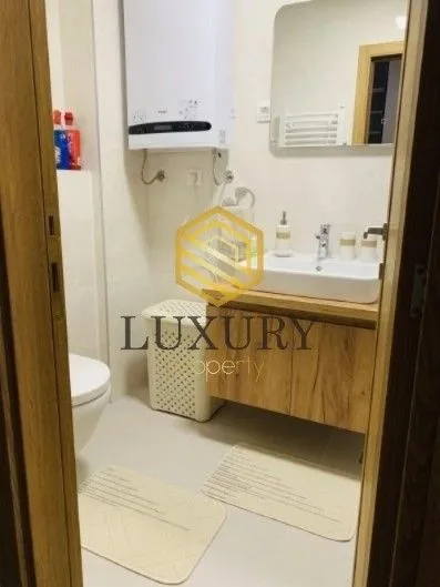 Izdavanje, jednosoban stan, 45m², New City, Podgorica